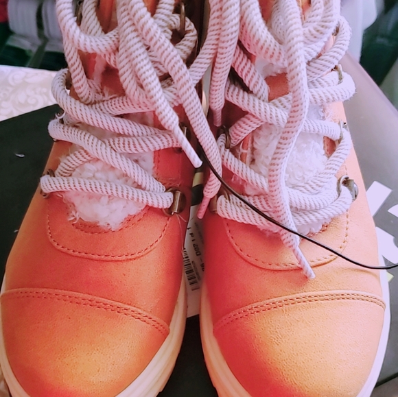Target Art Class Girl Boot 